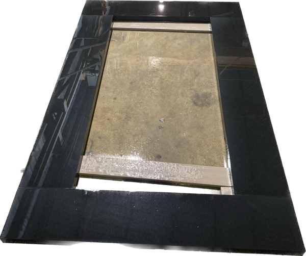 SEMELLE EN GRANIT NOIR FIN 250X150X5 ( REC 200X100 )